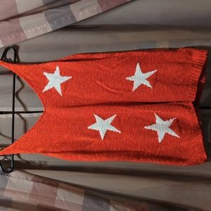 Red knitted tank with stars